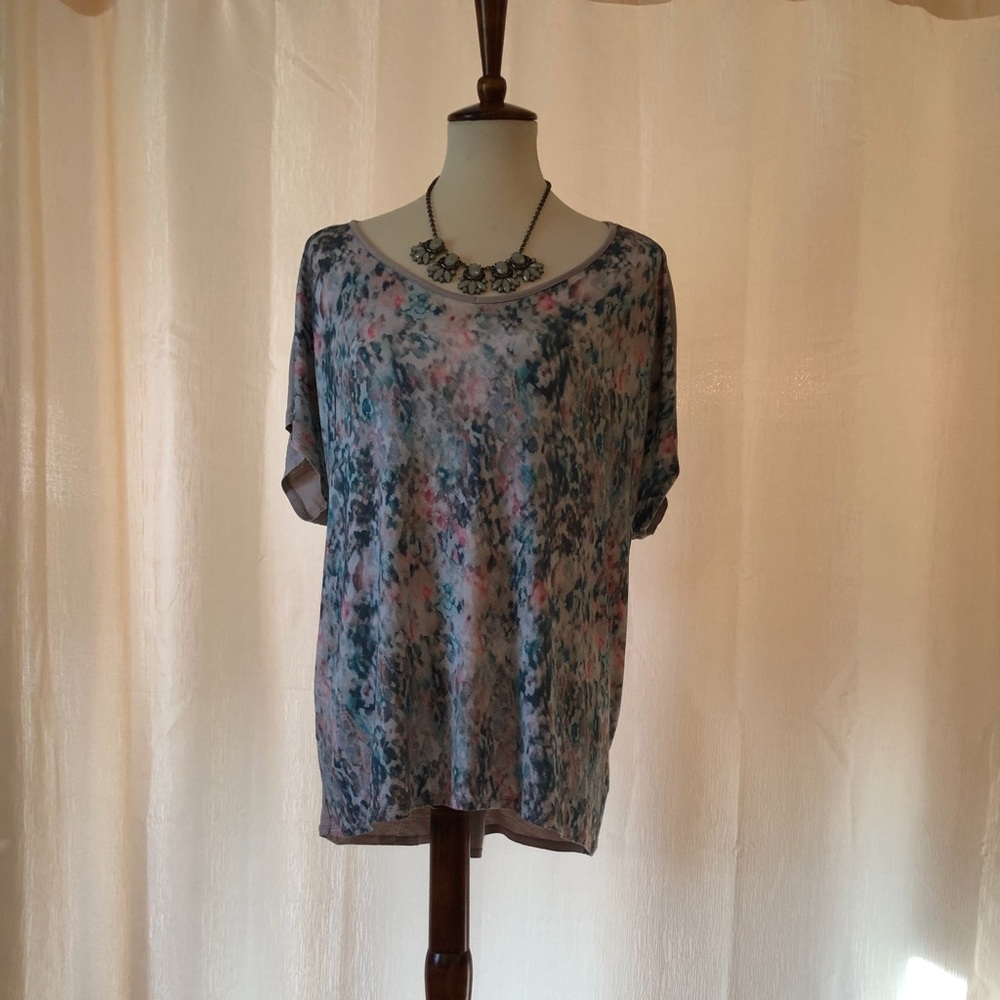 Multi color Tribal brand print front tee, size XL